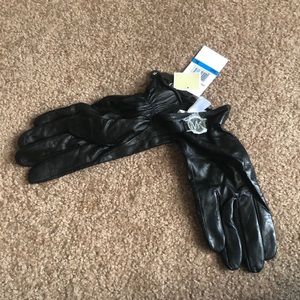 Micheal Kors Black Tech Touch Leather Gloves